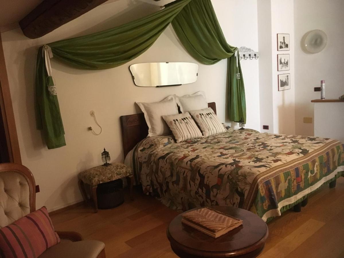 Bed And Breakfast Villa Franca Villafranca di Verona Luaran gambar